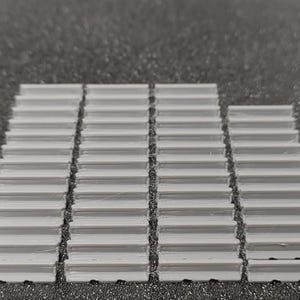 N Scale Jersey Barriers (100 pc) Scale Model Railway, Model Railroad, Accessories 1:160 Scale
