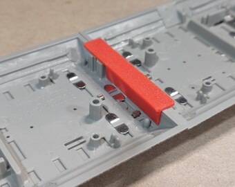 MEGA Train Track Clips for Lionel O-Gauge FasTrack Non-Not (25 count)