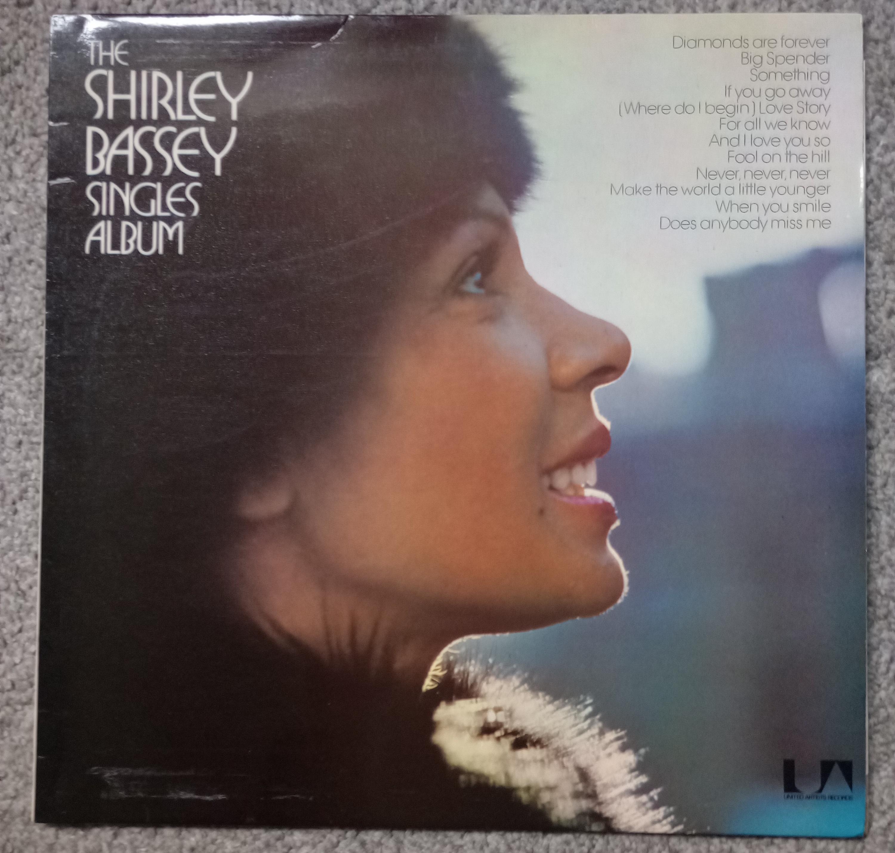 Shirley Bassey Vinyl LP Albums - the Singles, 12 of Those Songs