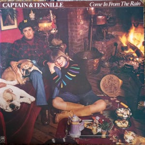 Captain & Tennille - Come in from the rain - vinyl LP album including poster