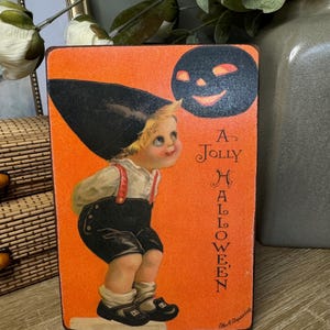 Vintage Inspired Halloween Sign Farmhouse Halloween Pumpkin Retro Witch Spooky Rustic Bats Crow