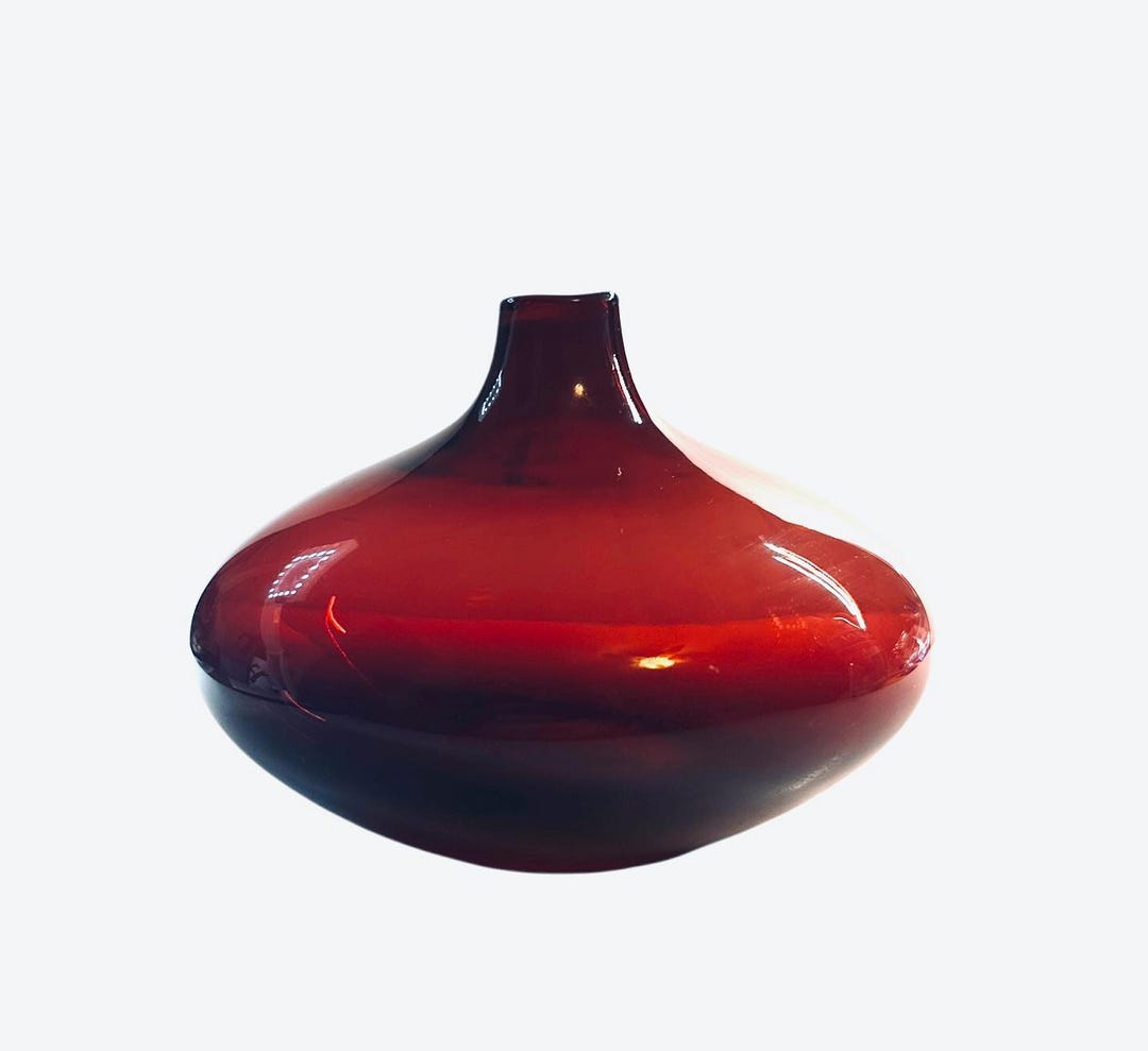 Stunning Ruby Red Vintage Glass Vase - Ikea Salong Ruby Red Glass Bud ...