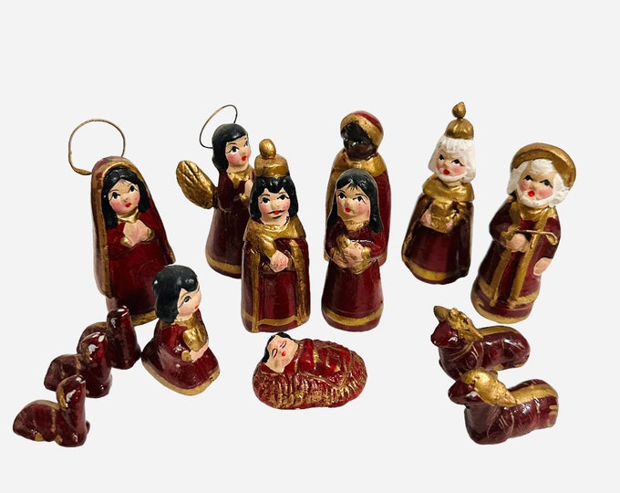Beautiful Vintage Folk Art Nativity Setmade in Mexico14 Piece