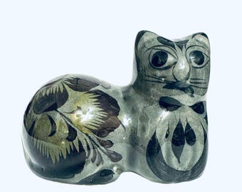 Sweet Tonala Pottery Cat - Signed Mexico - Mexican Folk Art Pottery - Cat Lover Gift - Unique Cat Lover Gift - Ceramic Cat