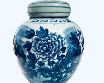 Gorgeous Blue and White Vintage Chinoiserie Speckled Ginger Jar  - Stoneware Ginger Jar - Peony Lover Gift - Floral Ginger Jar