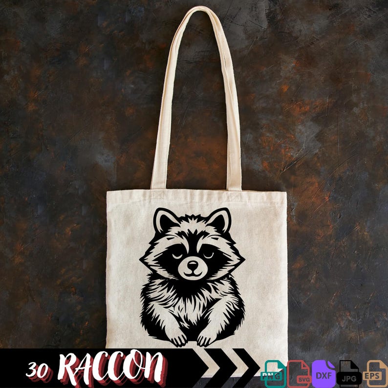 Pu&ograve; includere: Una borsa tote bianca con manici neri e un'illustrazione in bianco e nero di un procione sul davanti. Il testo "30 RACCON" &egrave; in fondo alla borsa.