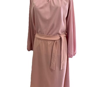Vintage 90’s Union Made 2 Piece Pale Pink Skirt Set With Matching Belt Size 14 by Plaza Square.