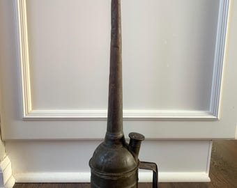 Vintage spoorwegolieblik, groot 20, midden van de eeuw.
