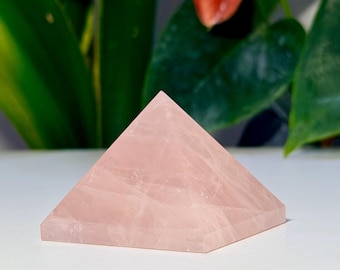 Pirâmide de Quartzo Rosa | Pirâmide de Cristal Rosa Polido | Pedra de Cura Natural | Presente de Cristal do Amor
