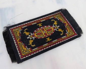 Antique 1910s Tobacco " The Original Rug " insert for Luxury Cigarettes with oriental design and fringe - Tobacciana collectible