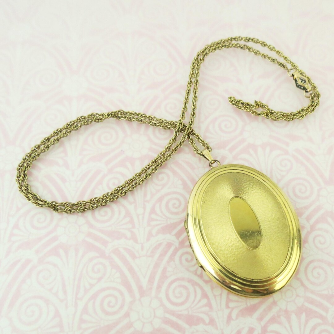 Large Oval 12k Gold Filled Locket W/ Engraved Patterns on 12k GF Chain ...