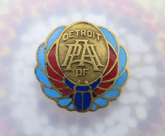 Vintage enamel scarab gold filled button Detroit … - image 1