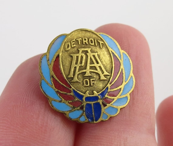 Vintage enamel scarab gold filled button Detroit … - image 6