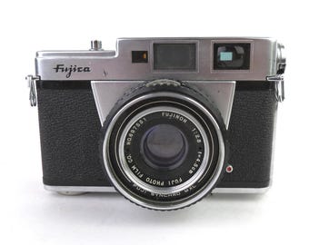 1958 Fujica Synchro MXL 35ML Rangefinder Camera With Leather Case