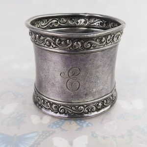 Gorham sterling silver vintage hallmarked napkin ring with letter &quot;E&quot; monogram - as is crack on lip