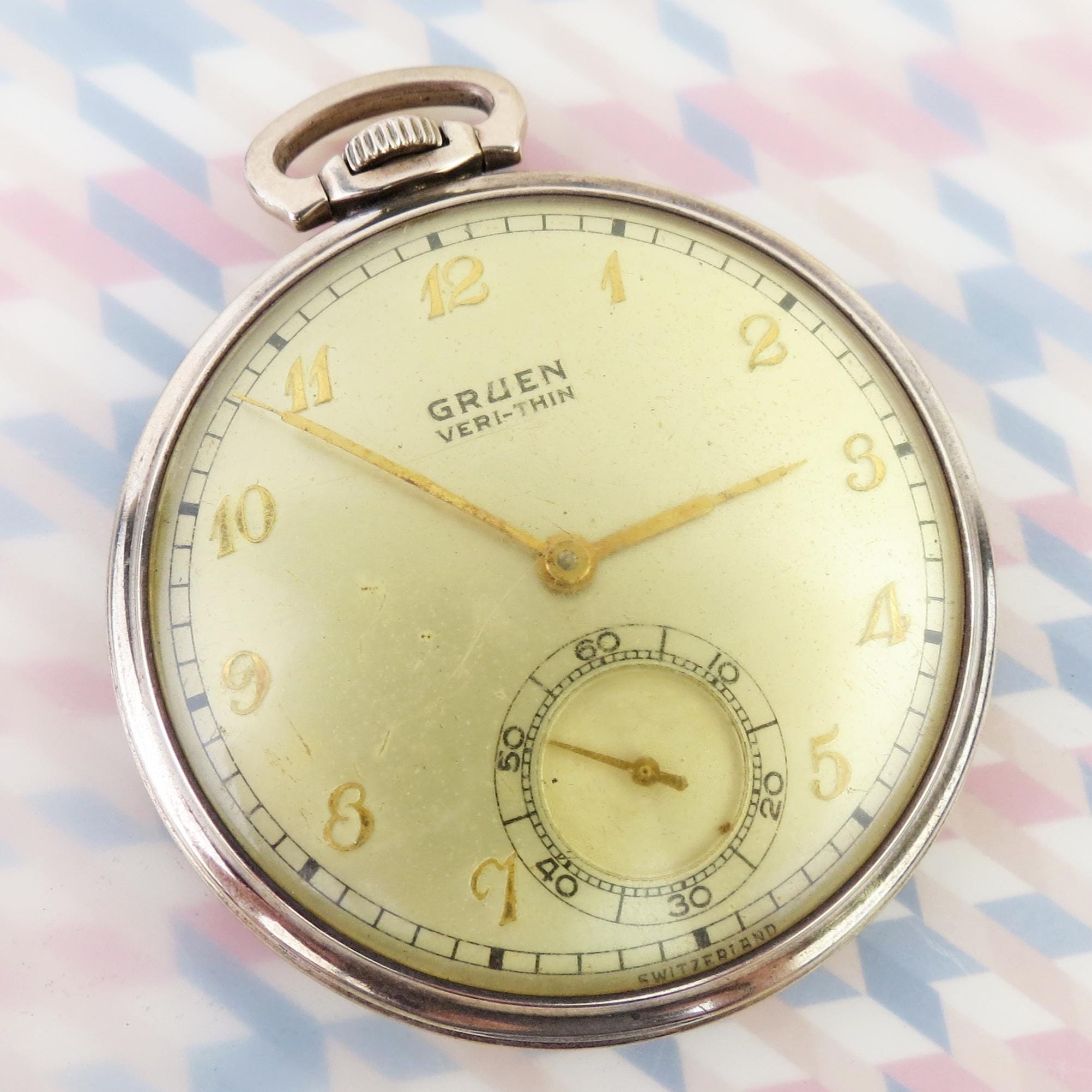 Vintage-Gruen-Knotted-Lugs-