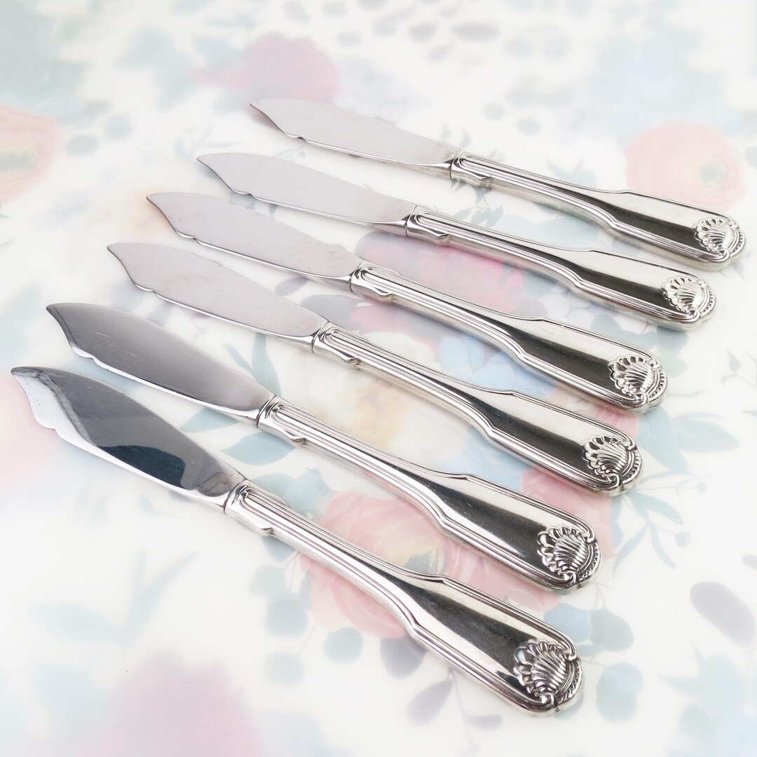 6 Classic Shell Pattern Heirloom Stainless Steel Flatware Master Butter ...