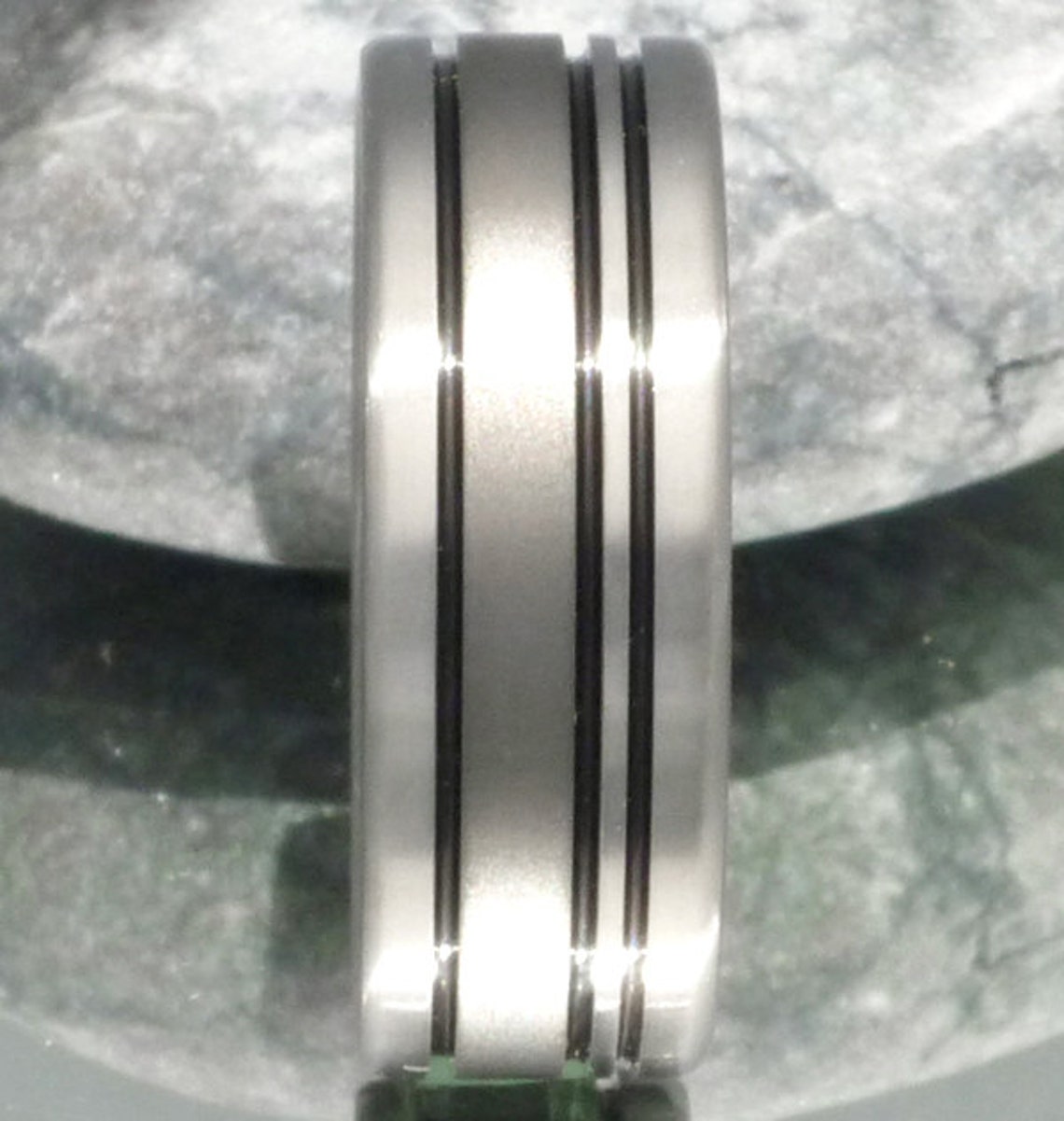 IceCarats Solid Titanium 6mm Wedding Band – Black Comfort Fit Ring With Lifetime Warranty & Gift Packaging