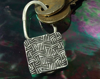 Keyring- Basketweave