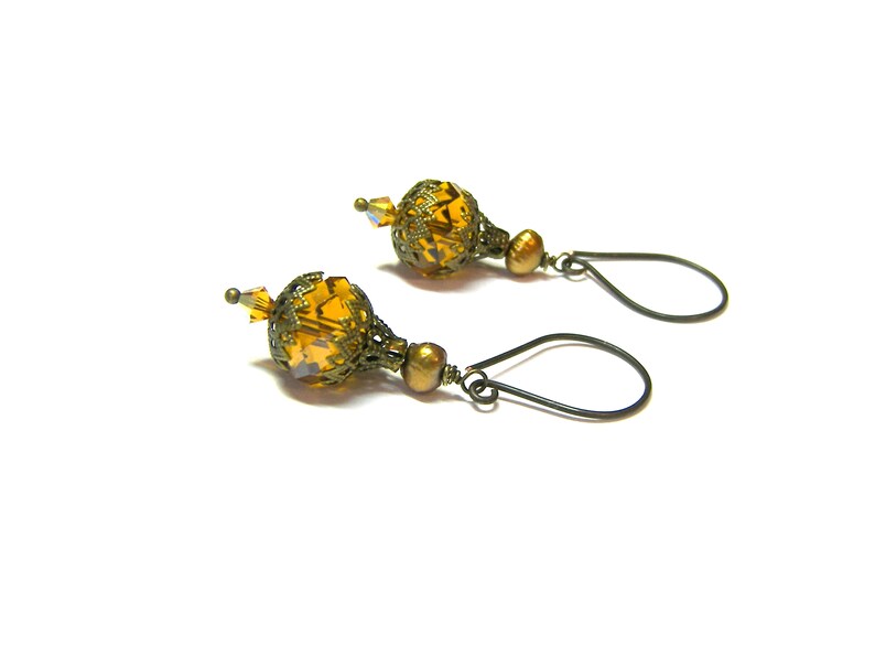 Topaz Golden Pearl Earrings image 4