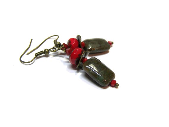 African Onyx Earrings Red Earrings Picasso Red Czech Earrings short dangle earrings, for her, for you, onyx