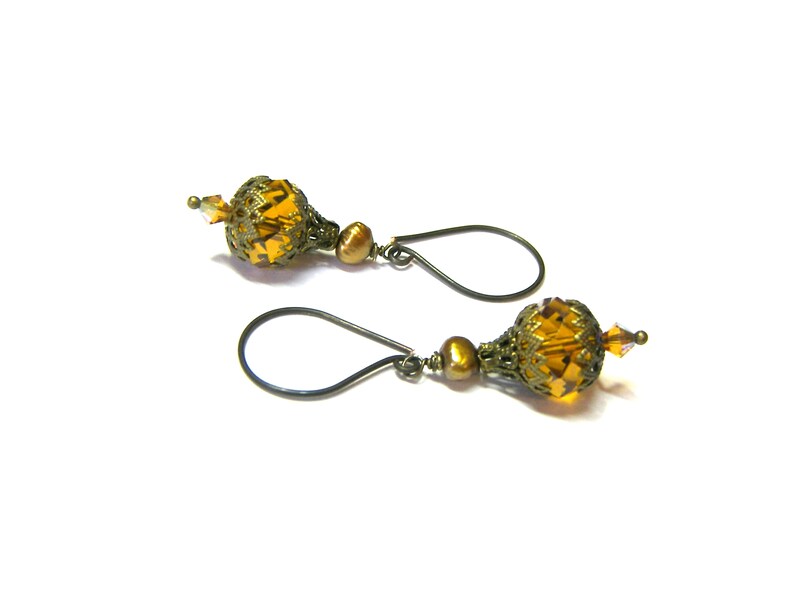 Topaz Golden Pearl Earrings image 6