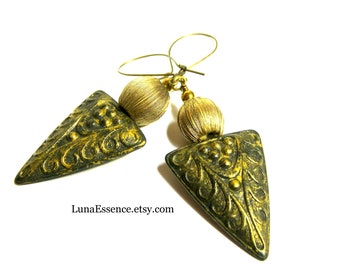 Baroque Golden Thread Earrings