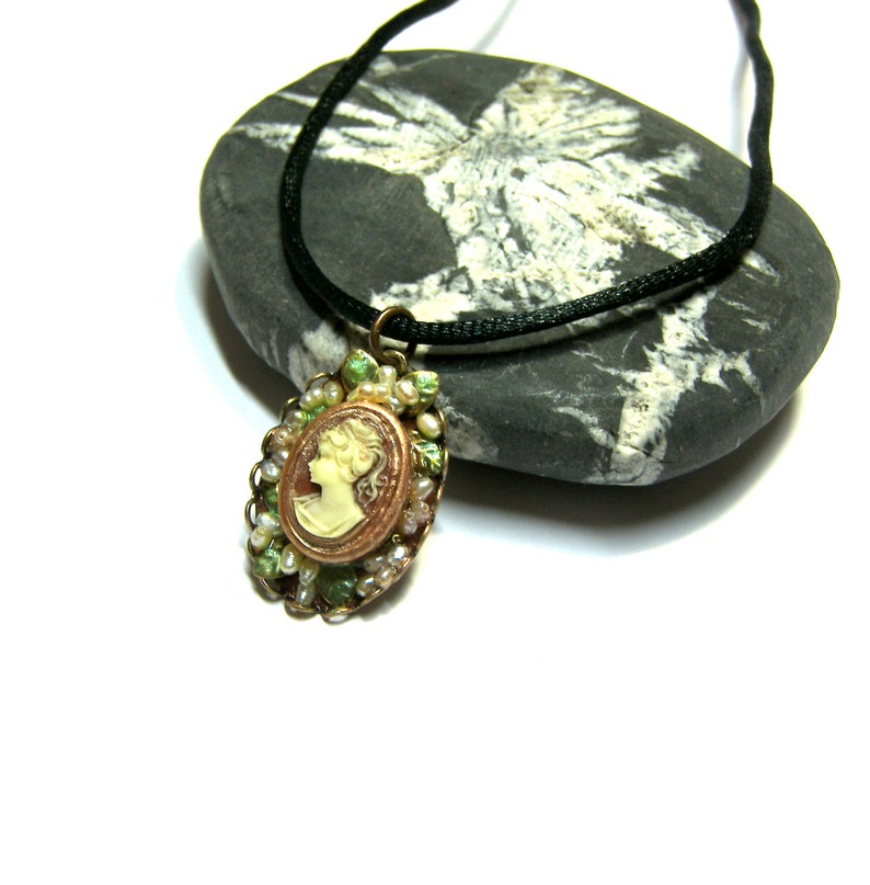 Cameo Black Silk Adjustable Choker