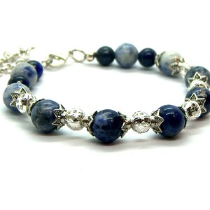 Pulsera de plata de ley con sodalita