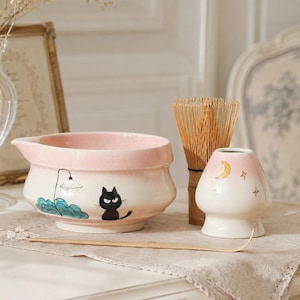 Künstlerisches Matcha-Schalen-Set mit Katzenmotiv – Rosa-weiße Keramik-Chawan – Kawaii-Teezeremonie im japanischen Stil – Geschenk für Sie