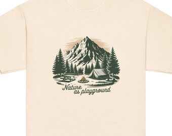 Camiseta clásica para niños: la naturaleza como patio de juegos, linda camiseta para jóvenes, ropa de aventura, ropa de verano unisex para niños amantes de la naturaleza