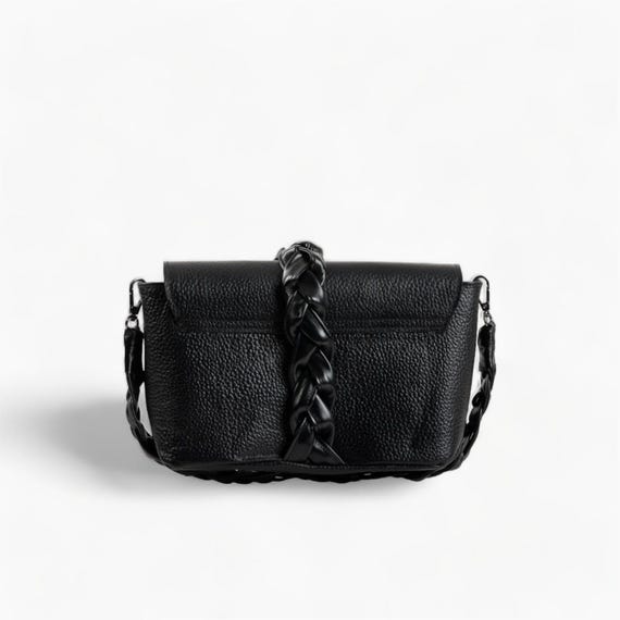 編み込みストラップ付きブラックレザーバッグ - 洗練された多用途な