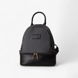Doppelkammer-Rucksack - Funktionaler Stil mit weicher Stofftextur