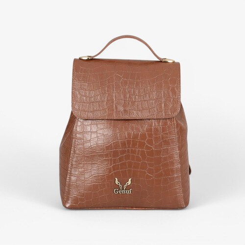 Sac à dos en cuir marron avec fermeture à rabat - Qualité artisanale et style