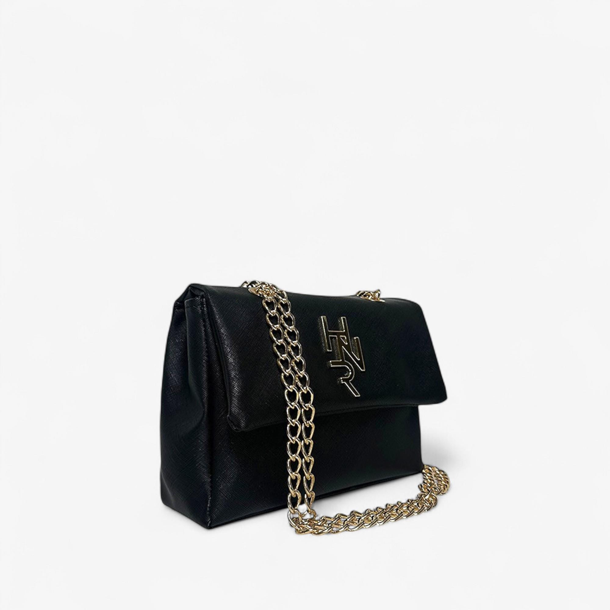 ノベルティ ショルダーバッグ ゴールドチェーン ブラック 新品 CHANEL シャネル ノベルティ ショルダーバッグ ゴールドチェーン