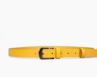 Cinturón de piel auténtica amarillo para mujer: vibrante y atrevido