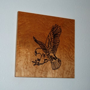 Wood vector carved eagle - hand painted - 13082