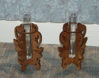 Pair of vases framed by scroll carving - Glass vases included - 15092-93
