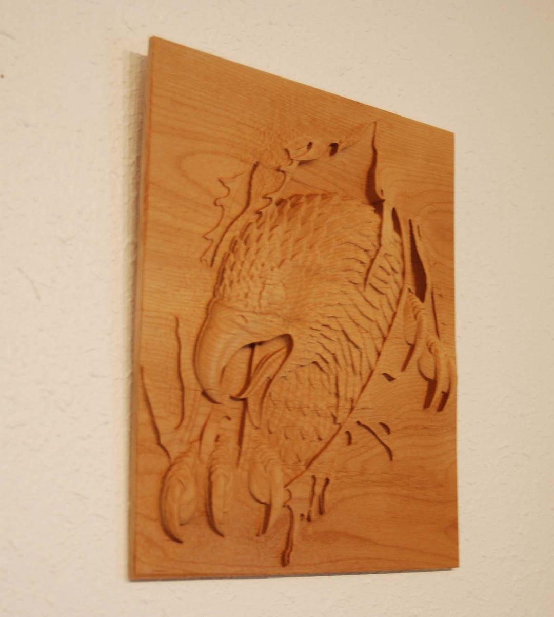 精巧な鷲の彫刻、開口部を突き破る鷲 - 25136 - EC7 - Etsy 日本