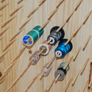 Thread Spool Rack 24021 - Enclosed Cabinet with 152 long pegs - Sewing - Embroidery