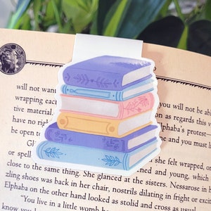 Book Lover Magnetic Bookmark, magnetic bookmark, bookish bookmark, bookish accessories, cute bookmark, book accessories, bookish things
