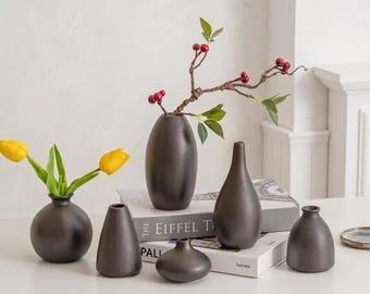 Japanese Ceramic Vase: Wabi Sabi Minimalist Bud Vase, Matte Black Ikebana Style Small Flower Vase Home Decor