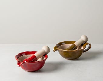 Mortar Pestle: Japanese Ceramic Garlic Grinder Bowl with Pestle, Herb Grinder, Garlic Crusher, Wabi Sabi Kitchen Tool