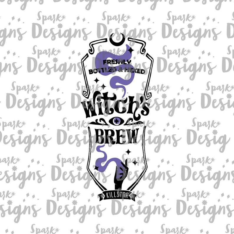 Puede incluir: Un dise&ntilde;o gr&aacute;fico de Halloween de color morado y negro con el texto "Witch's Brew" y "Freshly Bottled & Hexed" en un estilo vintage.