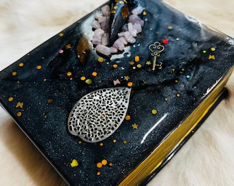 Viking Norse Elder Futhark Runes Set with Crow Skull Box