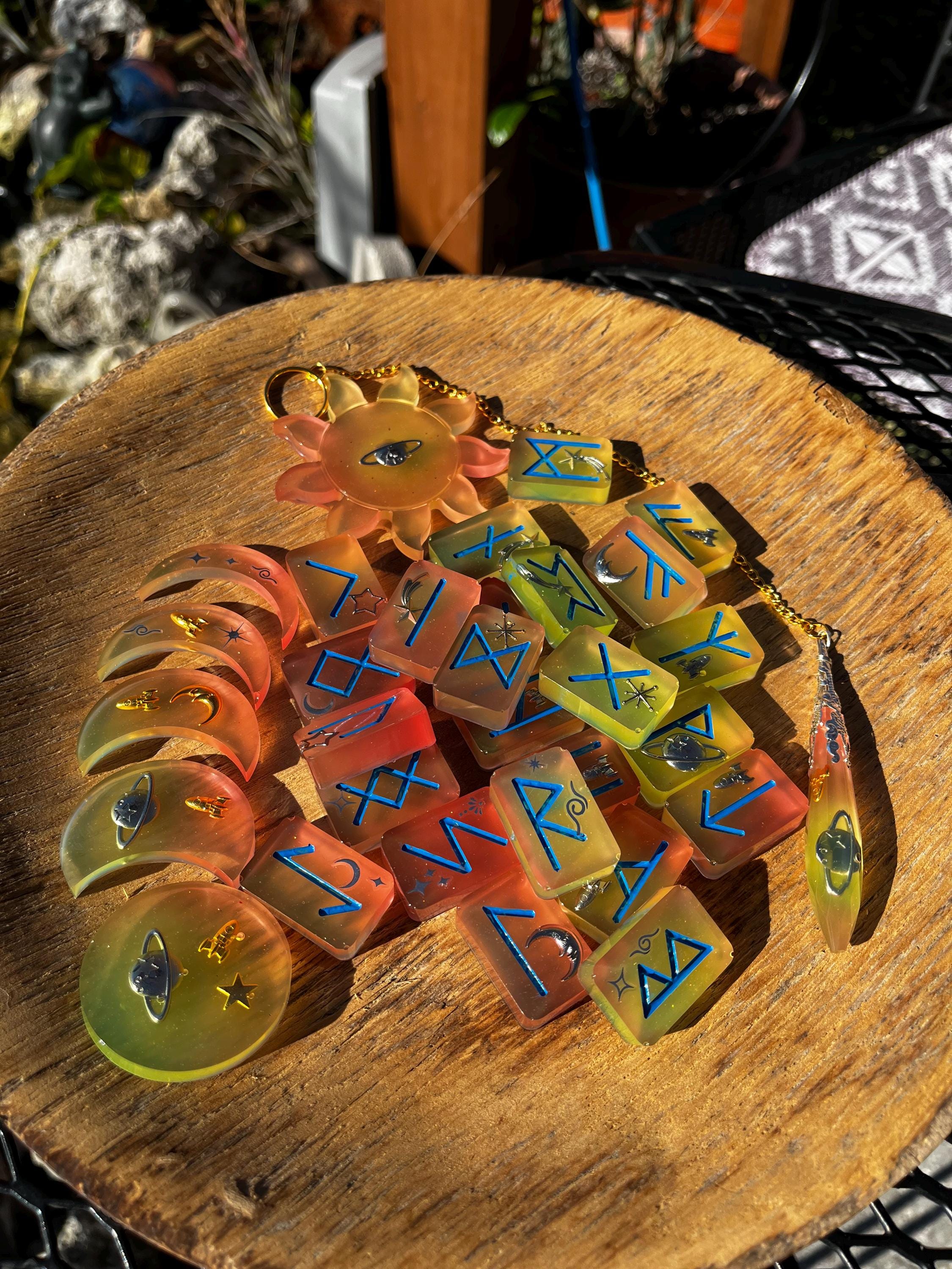 Runic Color Color Change Viking Runes Set: Elder Futhark, Pendulum, Moon Phase - Etsy
