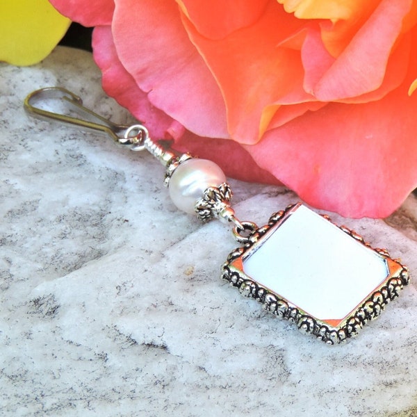 Wedding bouquet photo charm with Freshwater pearl. Pearl memorial photo charm - 1 or 2 sided. Bridal shower gift.