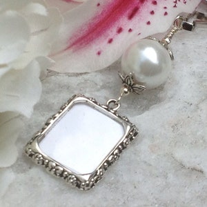 Wedding bouquet photo charm. Memorial picture frame charm. Remember your loved ones and keep them close.