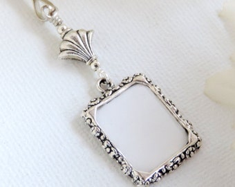 Memorial photo charm. Wedding bouquet charm - small picture frame with Art Deco bead in silver tones. Gift for the bride.