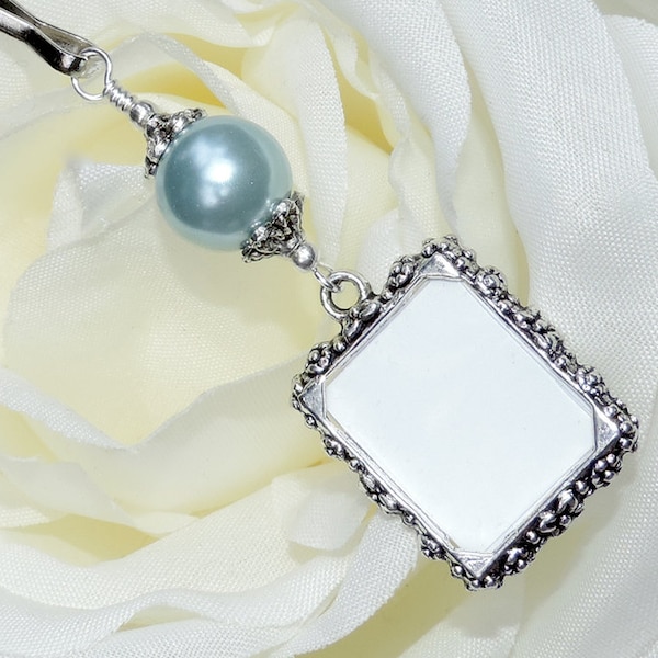 Charm photo bouquet de mariée avec perle coquillage bleu clair et petit cadre photo. Quelque chose de bleu. Cadeau nuptiale de douche